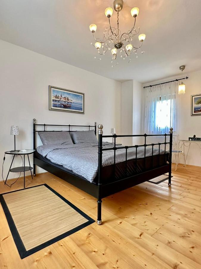 Haus Delma Villa Brajkovici  Buitenkant foto